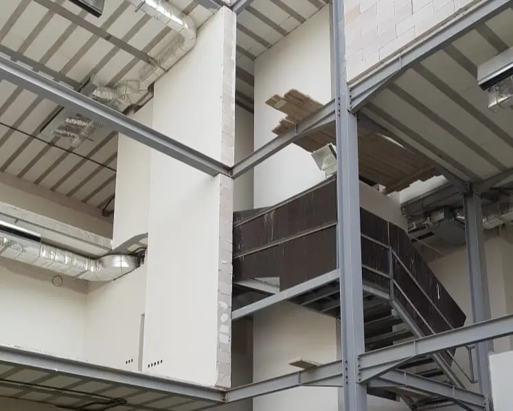 استيل ستركتشر  تعتمد على تصميم هيكلي دقيق ومنظم